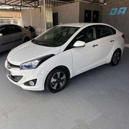 HYUNDAI HB20S 1.6 COMFORT PLUS 16V FLEX 4P MANUAL HYUNDAI HB20S 1.6 COMFORT PLUS 16V FLEX 4P MANUAL